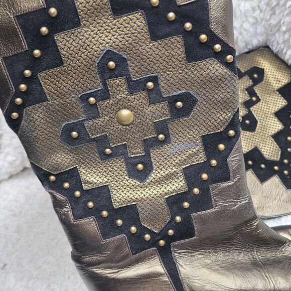 Stuart Weitzman Vintage Aztec Studded Leather Pull-on Boots size‎ 6.5 - Picture 5 of 9